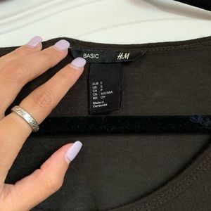 Dark grey H&M shirt